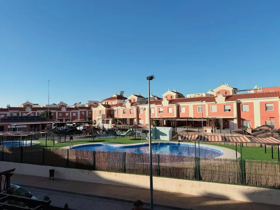 Espacio, confort y vida de club en Cerro de los Ingleses III