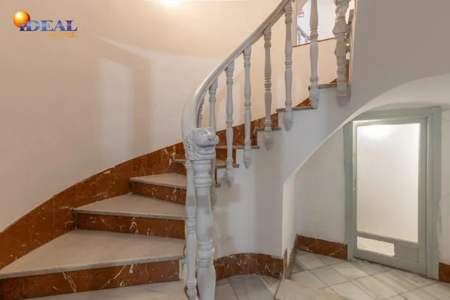 EXCLUSIVO PISO DE LUJO EN PLENO CENTRO DE GRANADA — 41