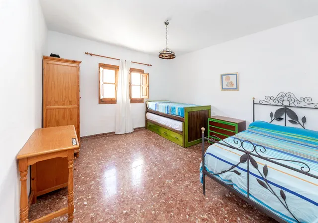 Chalet en zona residencial de Deifontes — 21
