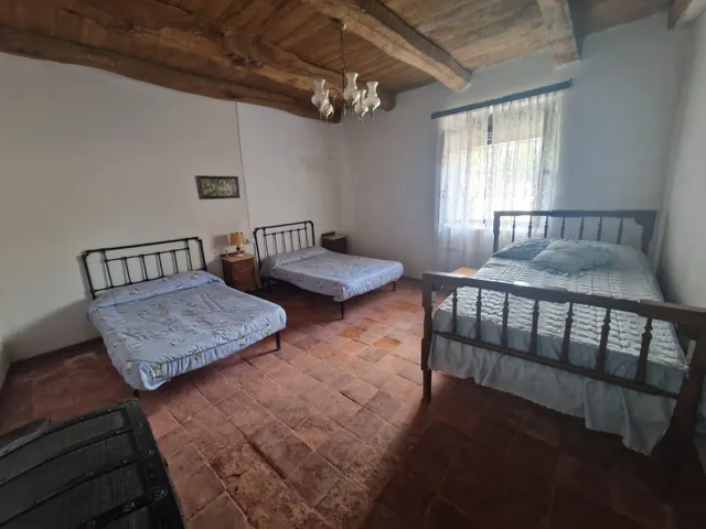SE VENDE CASA A 2 KMS DE VALENCIA DE DON JUAN, PARCELA 479 M2, 168 M2 DE VIVIENDA. 3 habitaciones. — 12