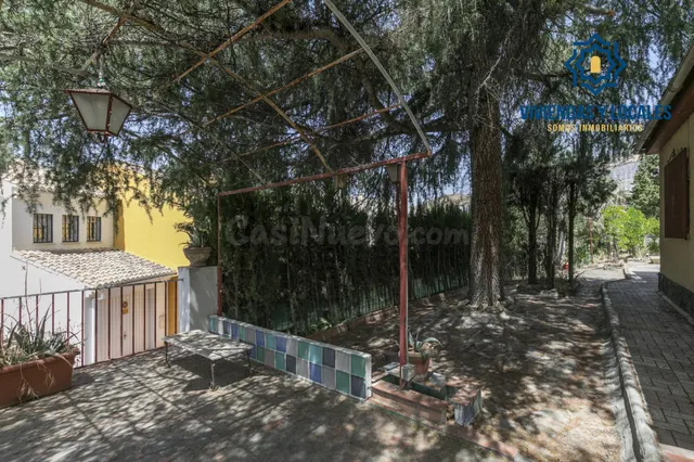 PARCELA URBANA CON CHALET Y GRAN POTENCIAL DE EDIFICACIÓN EN - foto 2