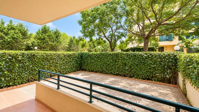 Planta baja con jardín, parking y piscina comunitaria en Palma — 14