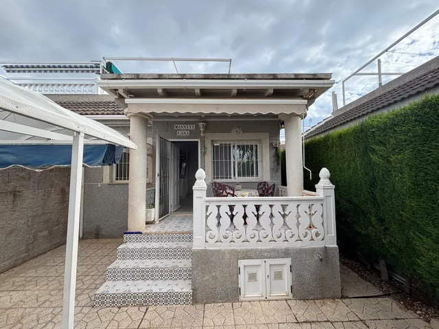 BUNGALOW EN LA SIESTA