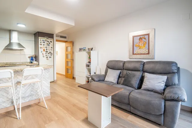 Piso en venta en el centro de massanassa con garaje incluido — 2