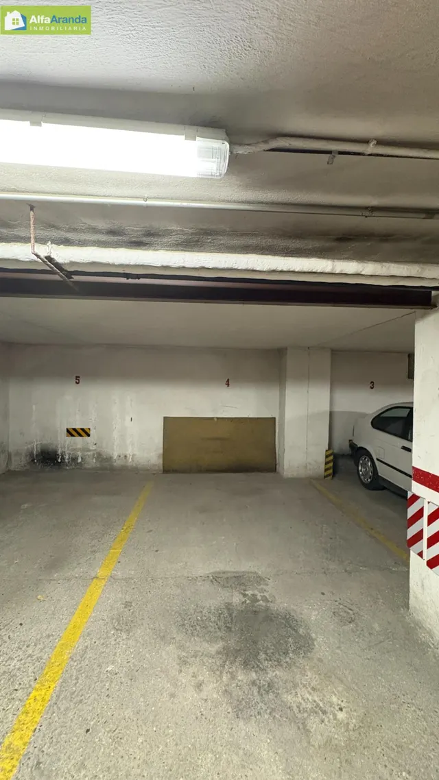 PISO REFORMADO 4 DORMITORIOS Y PLAZA DE GARAJE INCLUIDA — 31