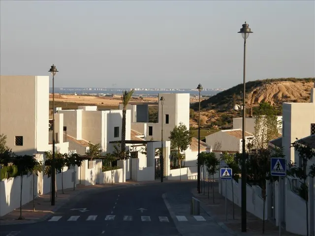 Chalet adosado de una sola planta con piscina privada a la venta en Golf Resort-Sucina(Murcia) — 31