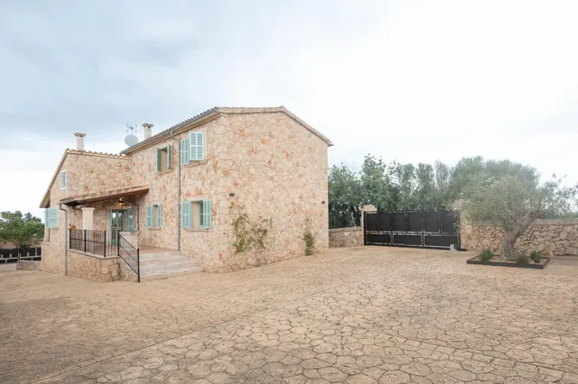 ELEGANTE CHALET EN SINEU - foto 4