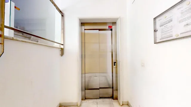 PISO DE RECIENTE CONSTRUCCIÓN CON AMPLIA TERRAZA, PISCINA, GARAJE Y TRASTERO — 46