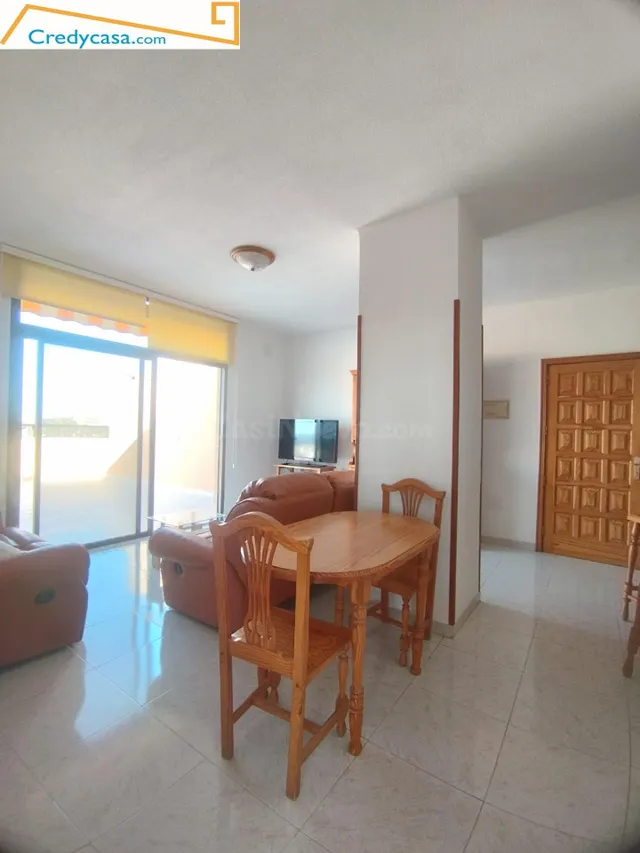 Tenerife Sur- ALQUILER 1200 -  EL MEDANO. ATICO 2  habitaciones, TERRAZA CON VISTAS,   ASCENSOR  1400€mes , vistas. no necesita mejoras — 3