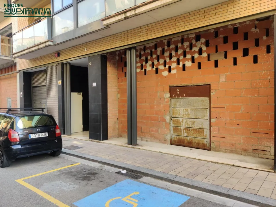 LOCAL EN VENDA a IGUALADA - Zona Barri del Sant Crist