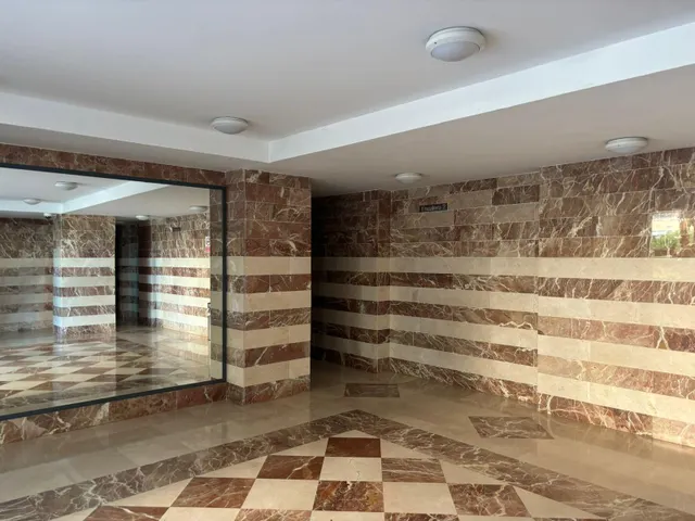Piso de dos dormitorios — 13