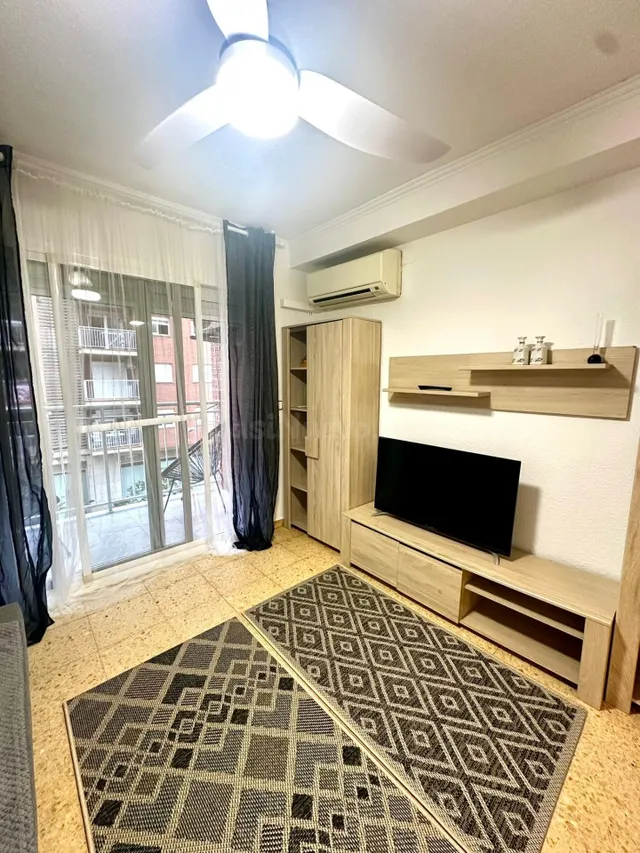 VIVIENDA EN 3ª LÍNEA DE LA PLAYA