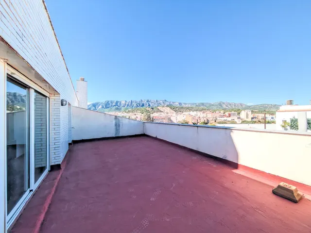 Ático en La Ràpita con Vistas al Mar y Montaña por €112,000 — 2