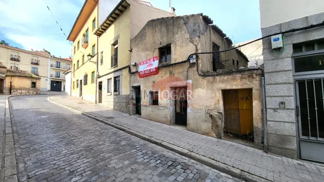 CASA EN EL CENTRO DE ÁVILA - foto 2