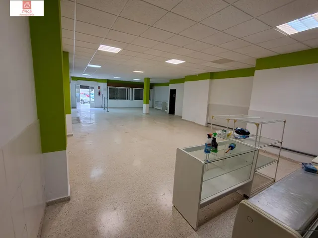 Local comercial 173m² en alquiler - LAS CUMBRES — 6