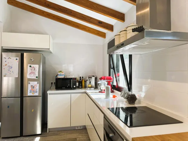 EXQUISITO CHALET A UN PASO DE LA PLAYA Y EL CASCO URBANO — 24