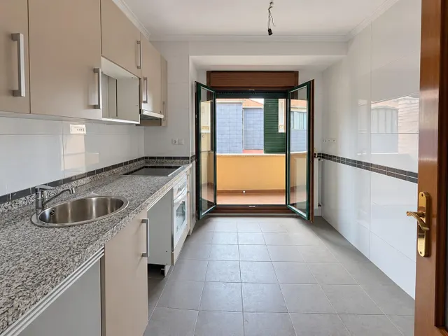 ¡a estrenar! dos dormitorios, terraza, garaje y trastero en Oviedo — 35