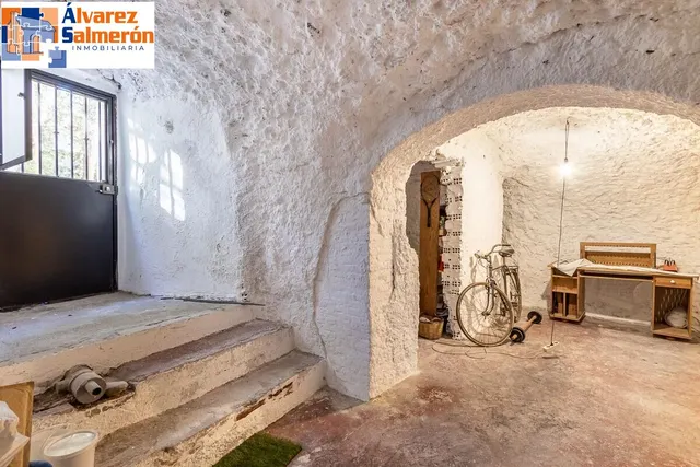 Casa reformada en el Camino del Sacromonte — 32