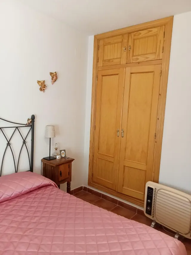 Chalet independiente de una sola planta con parcela llana de 955 m2 en una de las mejores zonas de la urbanización Nueva Sierra. — 20