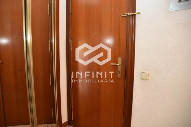 ¡IMAGINA LO QUE PUEDE LLEGAR A SER!... Una gran vivienda con alma y potencial en una de las mejores ubicaciones de Alcalá. — 7