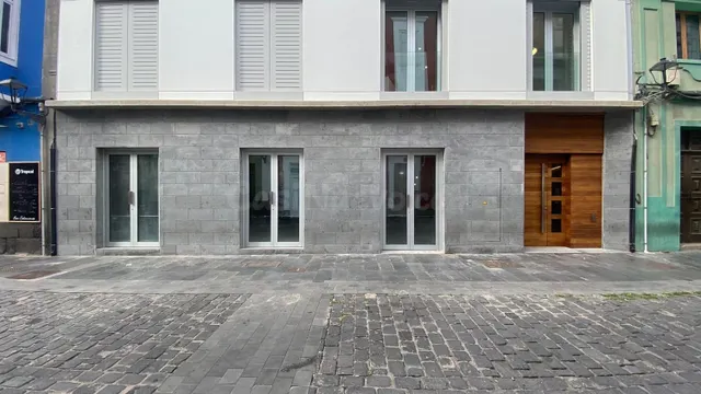 Local comercial 237m² en alquiler - Avda. Marítima - foto 2