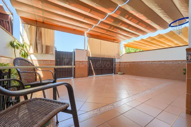 ¡EL HOGAR PERFECTO QUE BUSCABAS EN LA PUEBLA DEL RÍO! Casa a - foto 2