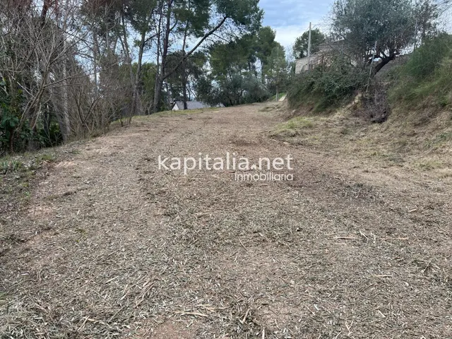Oportunidad de terreno urbanizable en venta en Agullent — 2