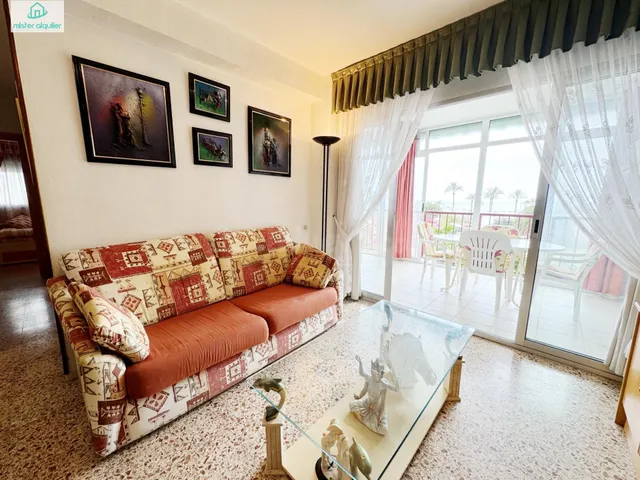 A SOLO UNOS PASOS DE LA PLAYA EN LA AVD. DE NIZA APARTAMENTO - foto 5