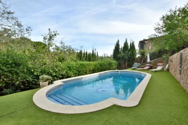 CASA EN VENTA EN PINEDA DE MAR — 22
