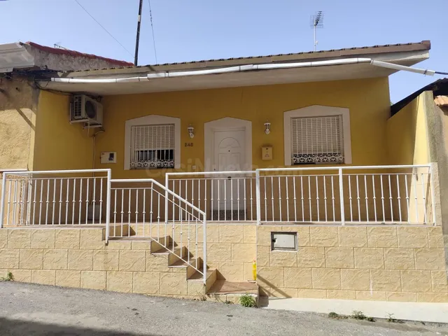 OPORTUNIDAD, SE VENDE ESTUPENDA CASA EN TORREAGUERA