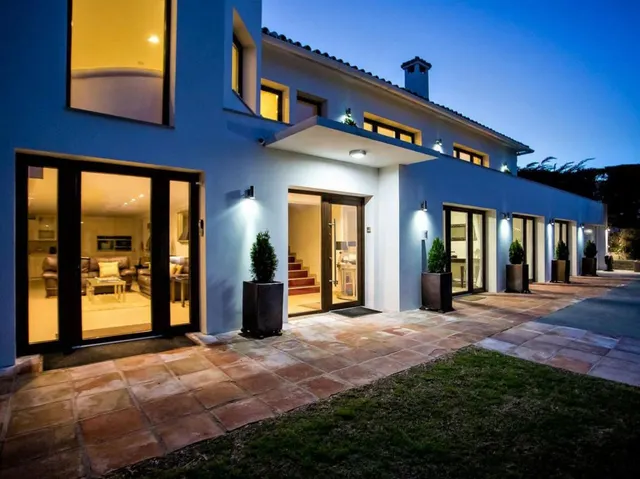 Chalet 7 habitaciones 550m² en venta - Marbella — 31