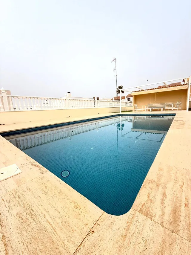 Exclusiva villa cerca del mar, diseñada para el descanso y l - foto 2