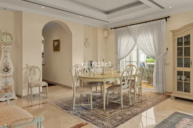 Chalet 4 habitaciones 571m² en venta - Marbella — 34
