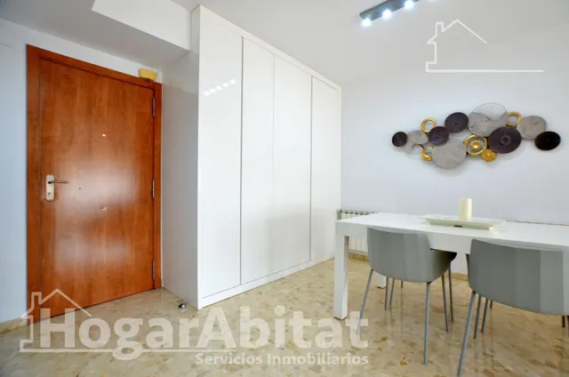 ¡vistas despejadas! amplio, alto y moderno con ascensor y balcón — 8