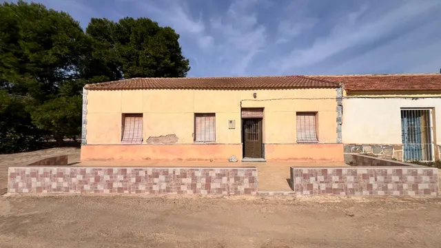 ¡Finca / Casa rústica en venta en Dolores de Pacheco — a sol