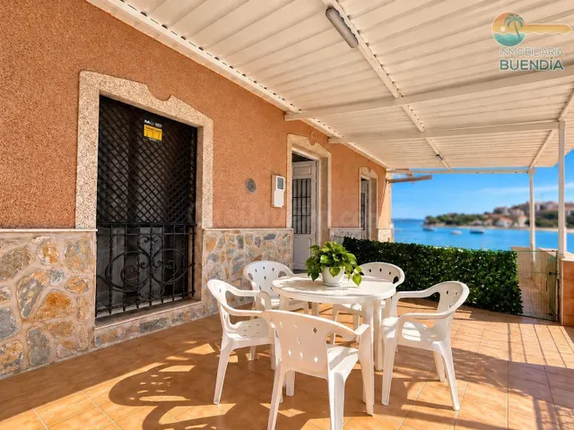 VIVIENDA DE PLANTA BAJA FRENTE AL MAR - foto 4