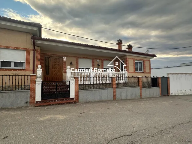 VIVIENDA UNIFAMILIAR AMUEBLADA A 40 KM DE SALAMANCA EN PLANT - foto 2