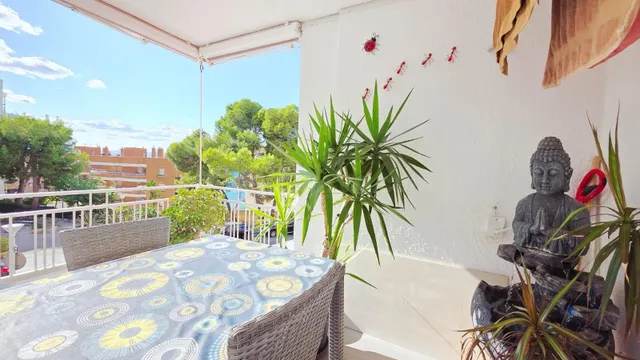 Moderno y Luminoso Piso Reformado en el Corazón de Salou - foto 5