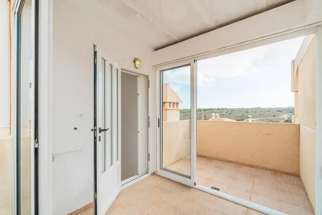 Adosado con solárium privado en El Chaparral — 24