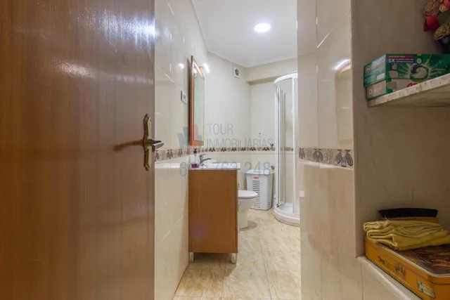 Entresuelo 3 habitaciones 104m² en venta - Carolinas bajas — 25