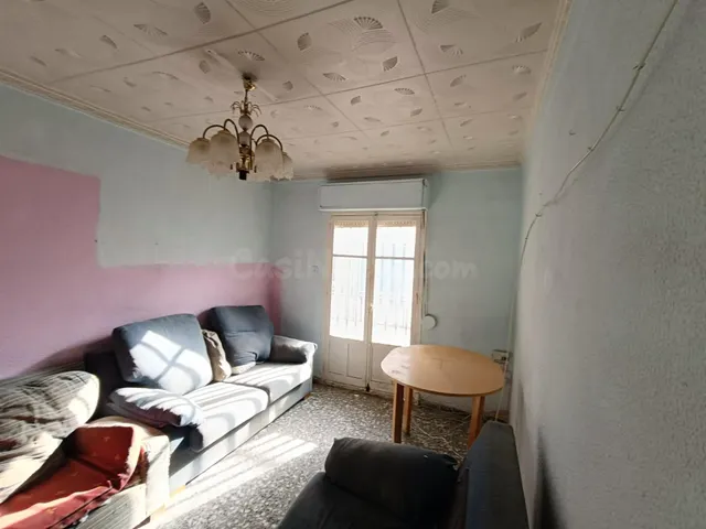 4º PISO EN ELDA SIN ASCENSOR CON REFORMA INTEGRAL INCLUIDA EN EL PRECIO – 3 habitaciones, BALCÓN Y COCINA AMERICANA — 3