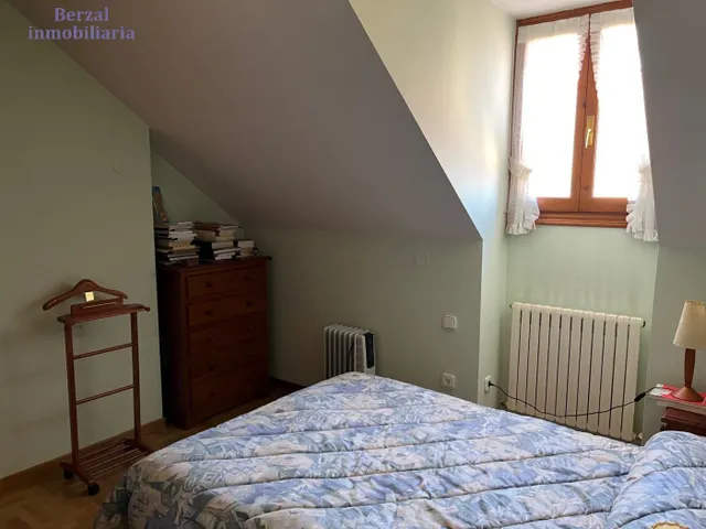 Casa en Ezcaray con bar y apartamentos turísticos — 42