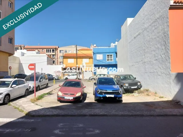 Parcela urbana con proyección residencial en Sardina del Sur - foto 4
