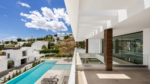 Chalet 5 habitaciones 625m² en venta - Costa del Sol — 36