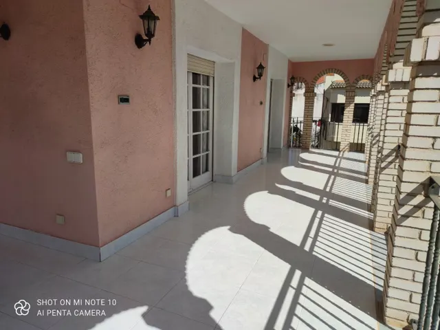 IMPRESIONANTE CHALET EN EL CENTRO DE VENDRELL — 39