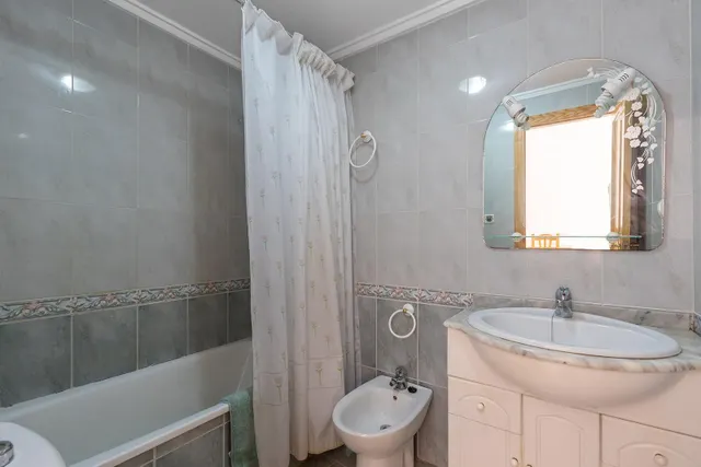 Oportunidad junto a la playa de los Locos, 2 dormitorios piscina y garaje — 16