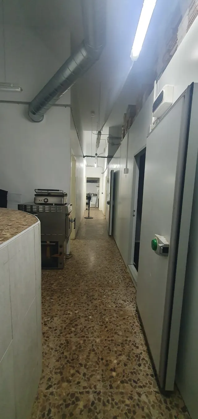 TRASPASO LOCAL-OBRADOR EQUIPADO CALLE ALELLA — 8