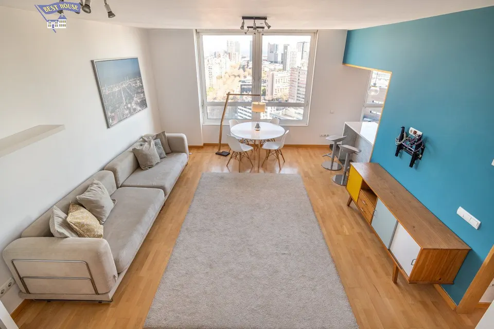 Alquiler Atico Duplex con Vistas al Mar y Toda la Ciudad