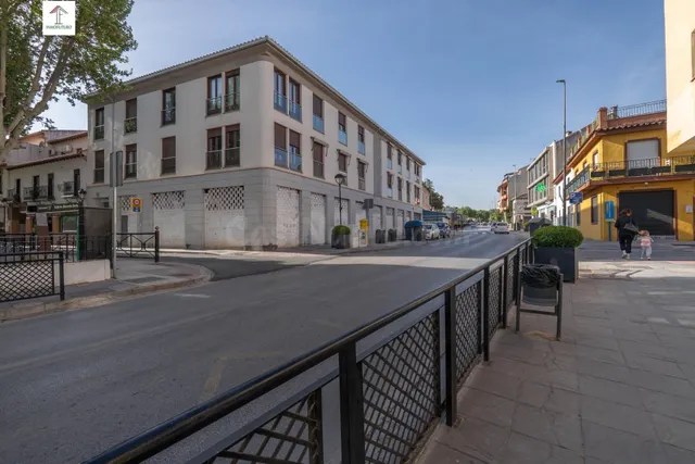 Local comercial 427m² en venta - Zona metropolitana - foto 3