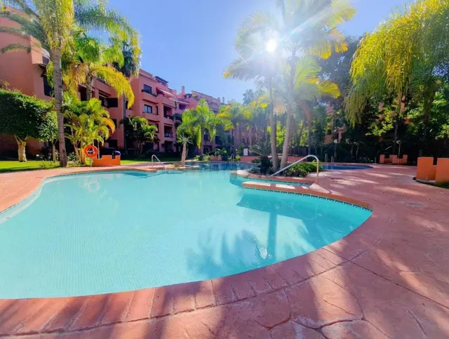 Exclusivo Ático Dúplex en Alicate Playa, Marbella - foto 5